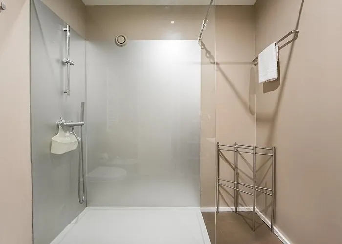 Guestready - Welcoming Place In *